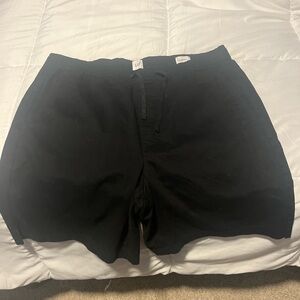 Gap black shorts